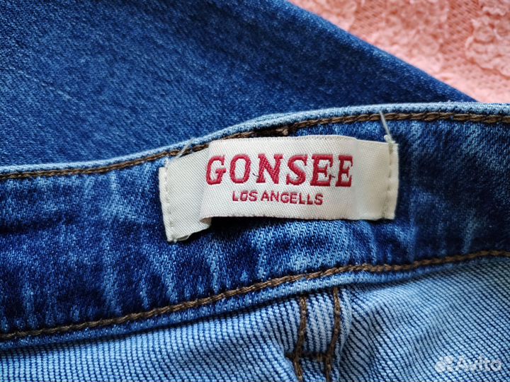 Джинсы широкие