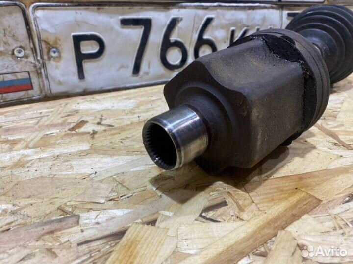 Привод левый Volvo S80 седан 2.9 2002