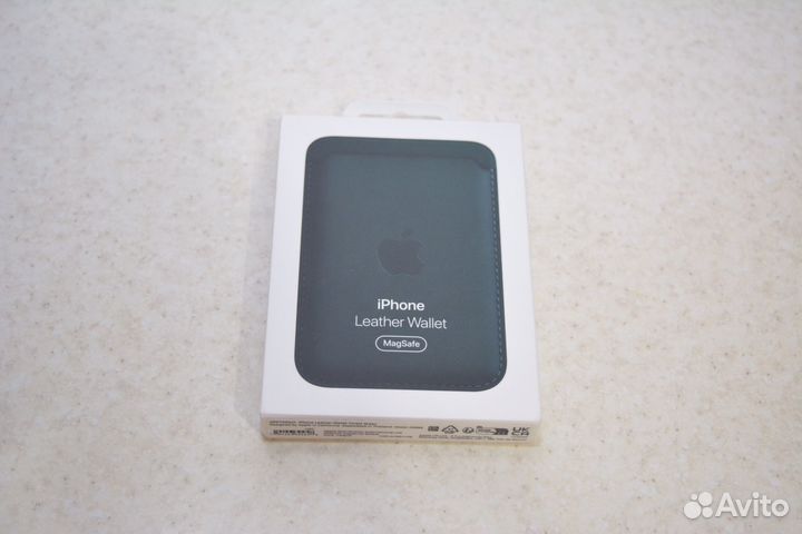 Apple iPhone Leather Wallet MagSafe Forest Green