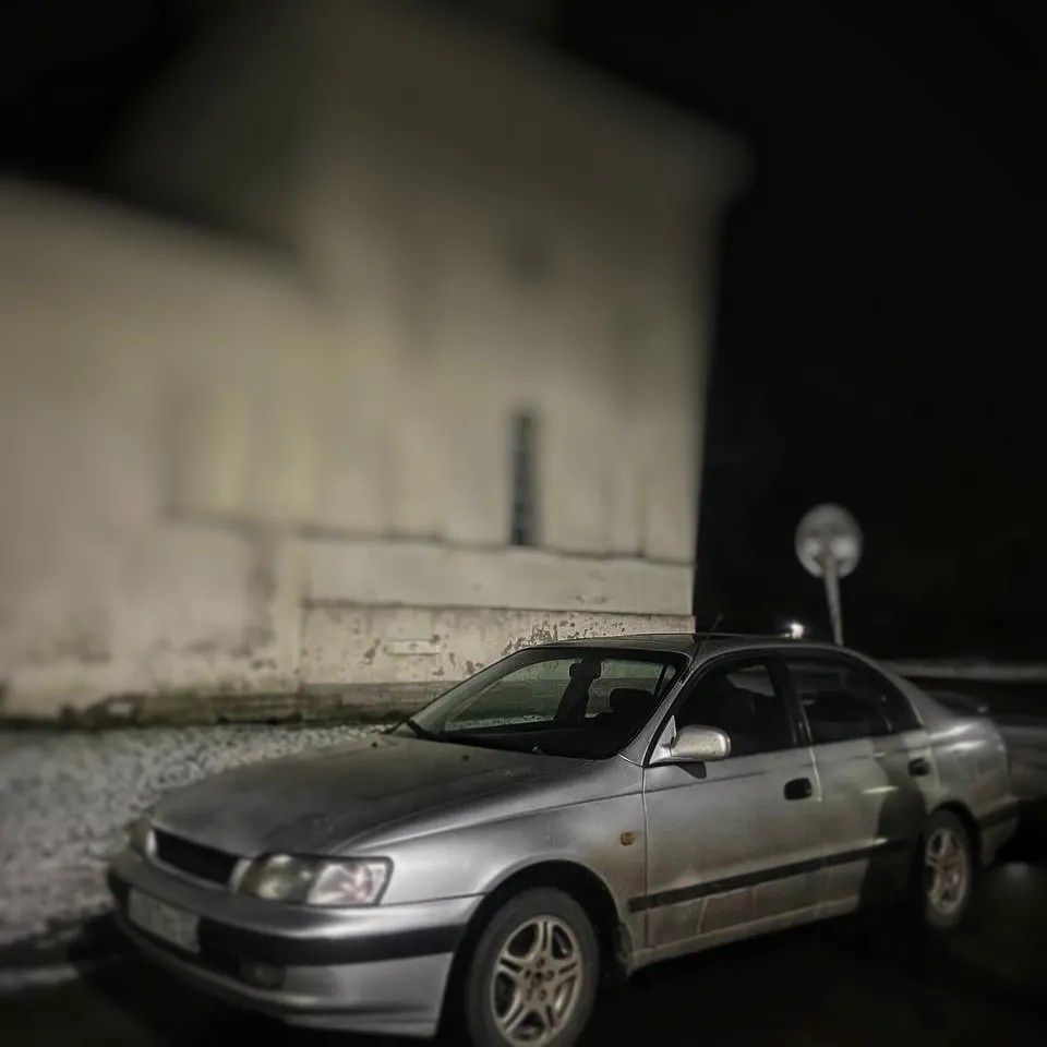 Toyota Carina E: фото владельца