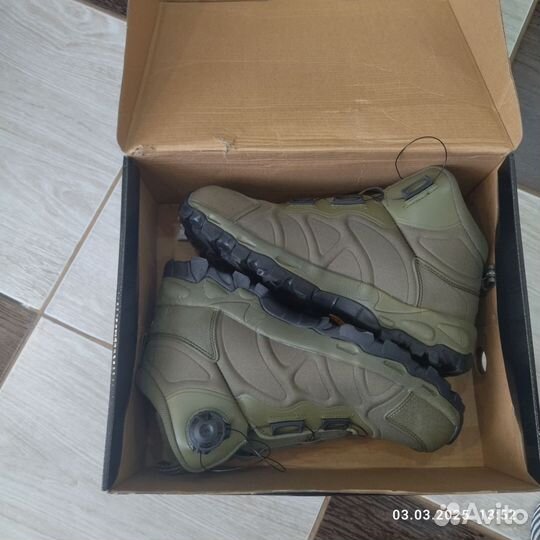 Ботинки тактические на 41 размер