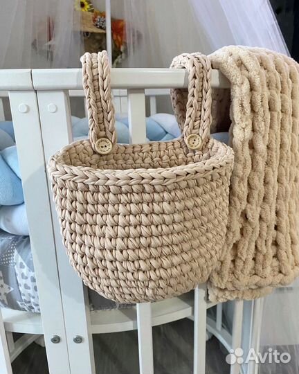 Корзинка на кроватку