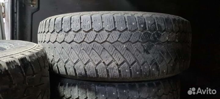 Continental ContiIceContact 4x4 225/65 R17