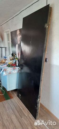 Дверь входная металлическая