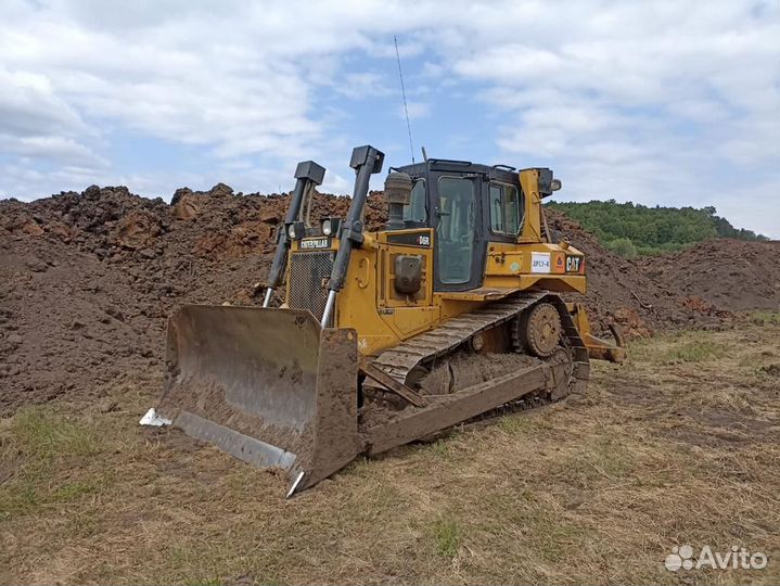CAT D6R, 2011