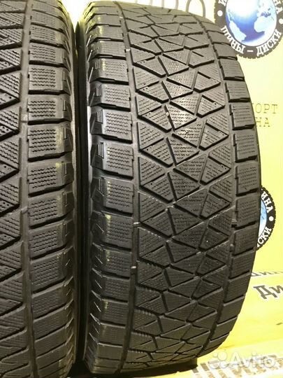 Bridgestone Blizzak DM-V2 275/60 R20 115R