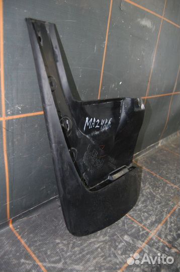 Брызговик передний-Toyota Land Cruiser Prado 150