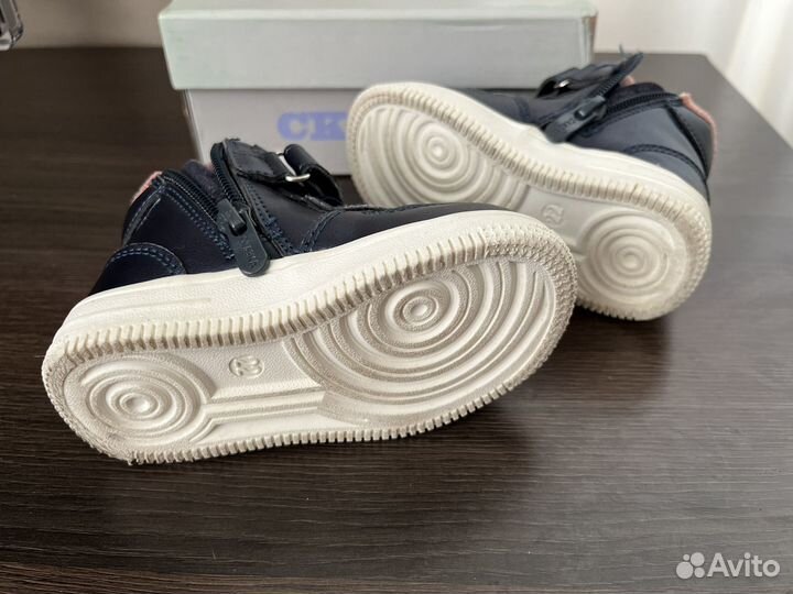 Ботинки демисезонные для девочки 22 размер