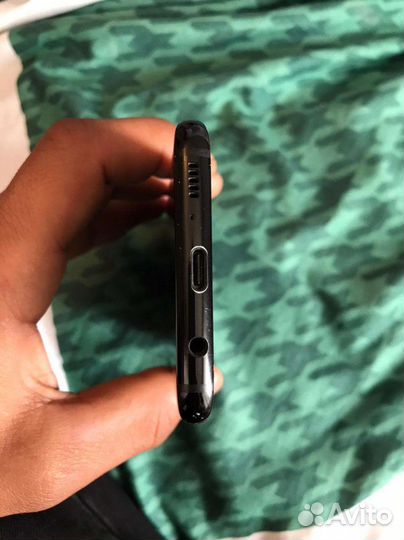 Телефон Samsung galaxy s8