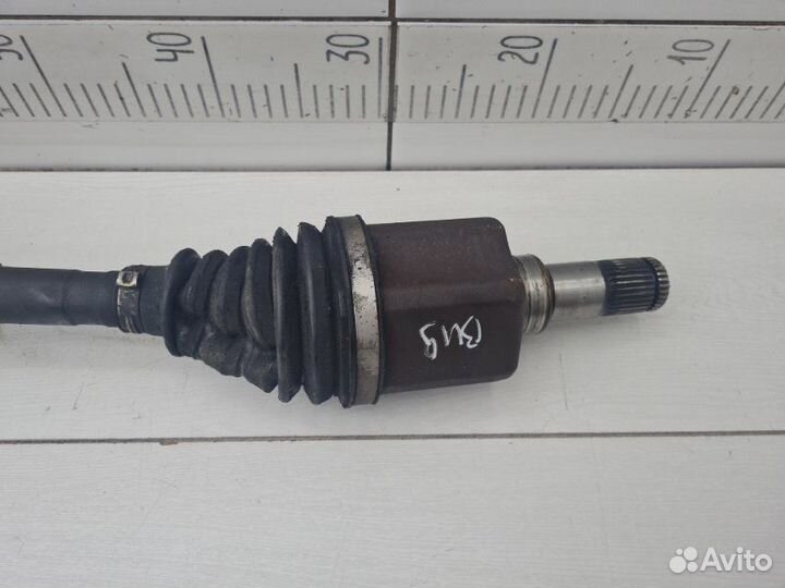 Полуось передняя левая Land Rover Discovery 4 L319