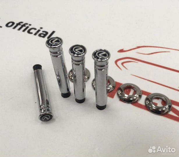 Наконечники кнопок блокировки дверей Lexus