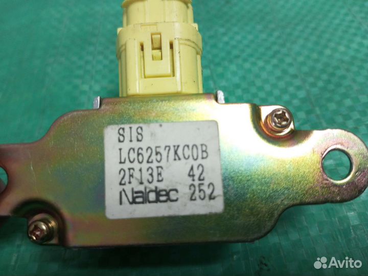 Датчик AIR BAG Mazda MPV LW lc6257kc0b