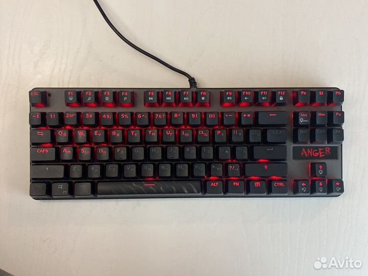 Игровая клавиатура механическая с подсветкой