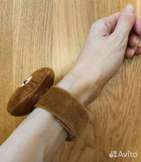 Игольница на руку