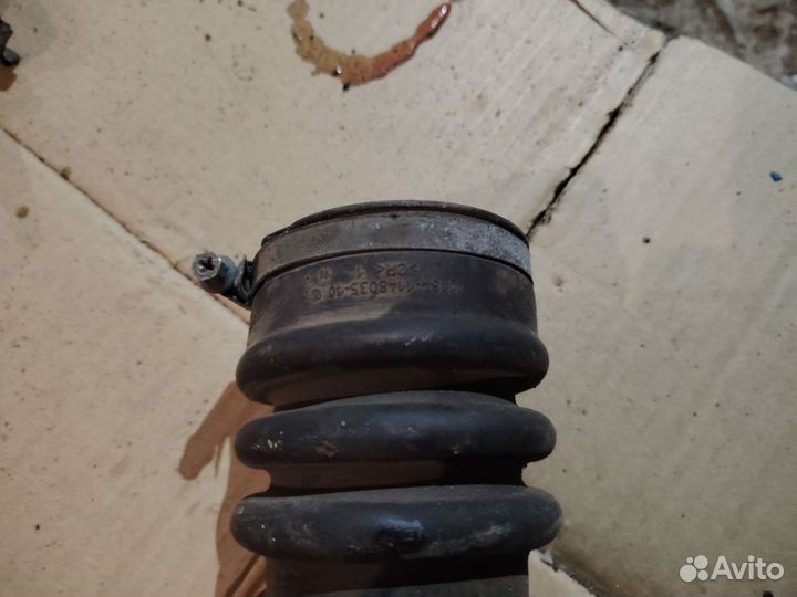 Патрубок воздушного фильтра Ваз 2190 Granta