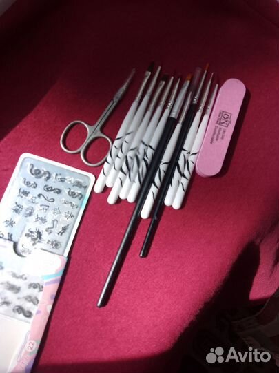 Кисти для дизайна ногтей