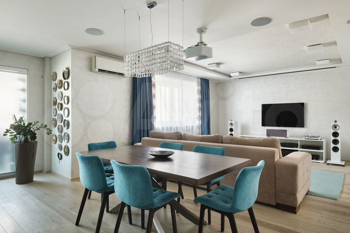 3-к. квартира, 122 м², 4/10 эт.