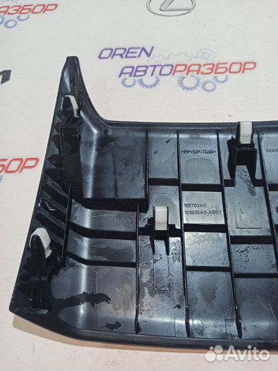 Накладка на торпедо Toyota Camry 55 2.5 2017