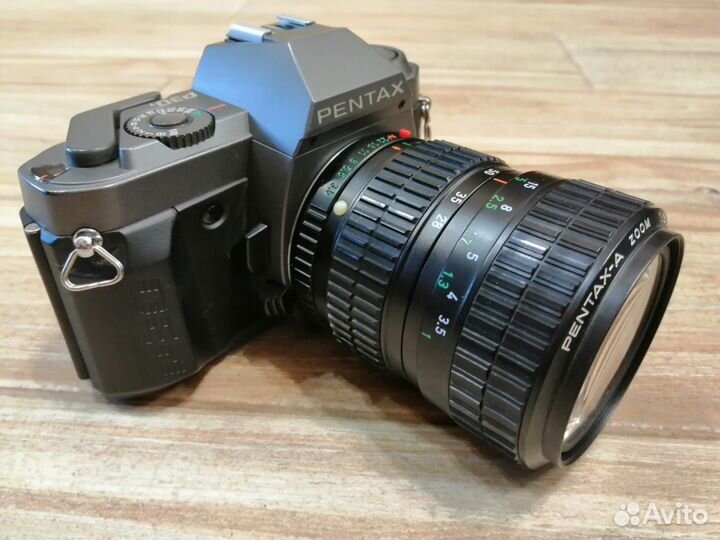 Плёночный зеркальный фотоаппарат Pentax P30t