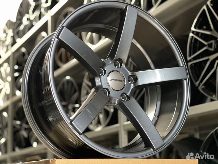 Литые диски R18 Vossen