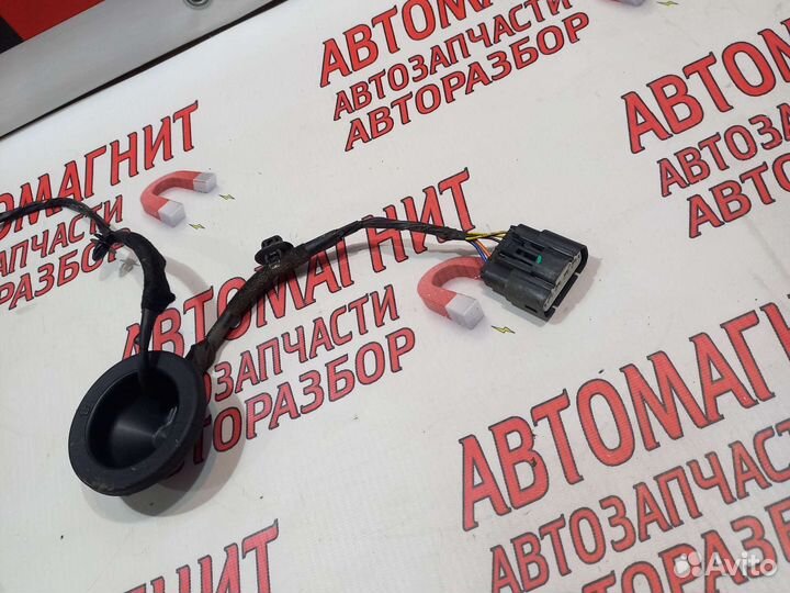 Проводка двери задней левой Хендай Туксон 3 TL