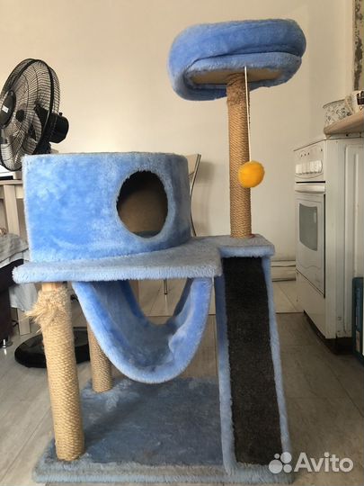 Домик для кошки с когтеточкой бу