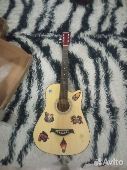 Акустическая гитара belucci