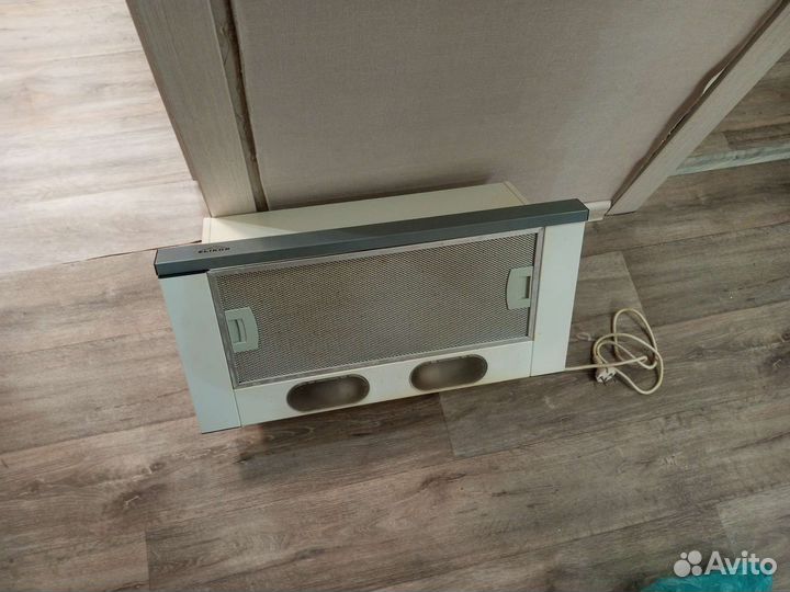 Кухоннач вытяжка elikor встраиваемая