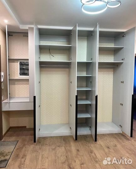 Встроенный шкаф