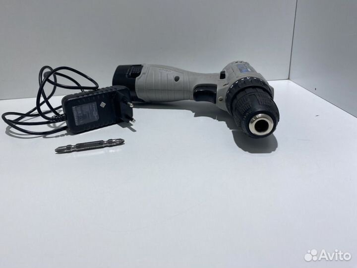 Шуруповерт FinePower CDB0120