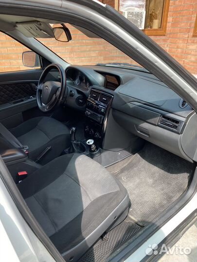 Сиденья на приору2