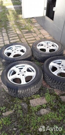 Зимняя резина на дисках r15 toyota corolla