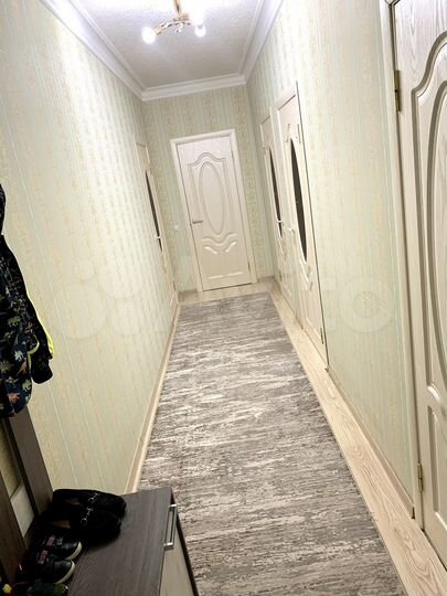 2-к. квартира, 70 м², 1/4 эт.