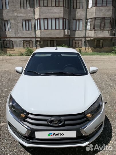 LADA Granta 1.6 МТ, 2019, 107 000 км