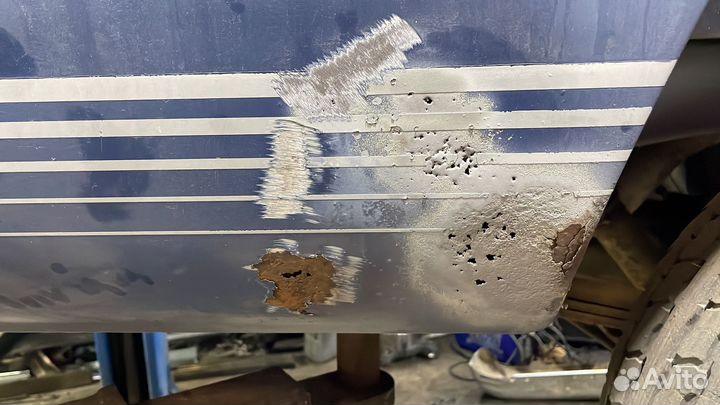 Пескоструйная обработка днища автомобиля