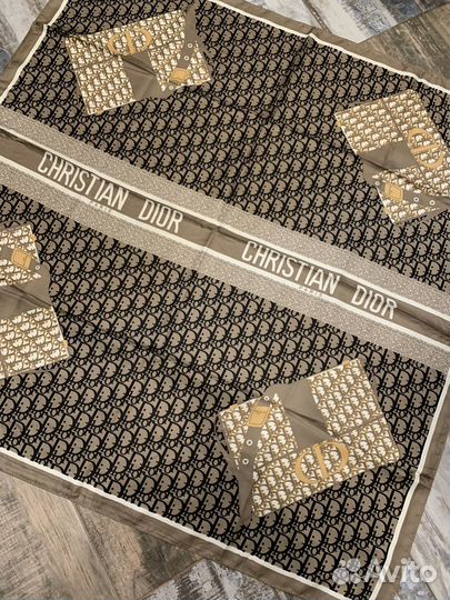 Шелковый платок шаль Dior коричневый новый
