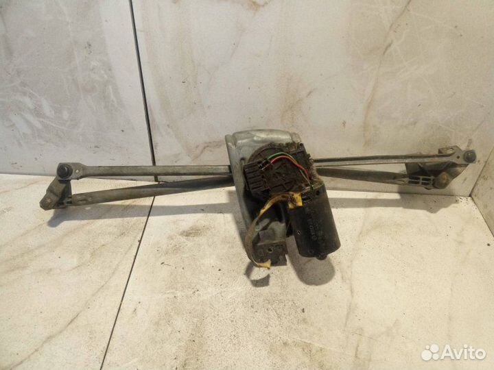 Трапеция стеклоочистителя Audi A6 4A/C4