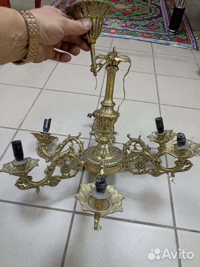 Люстра бронзовая большая.винтаж