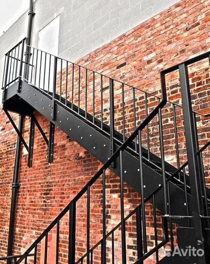 Металлокаркас лестниц под ключ