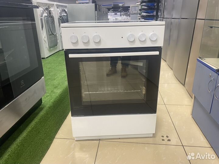 Электрическая плита Gorenje GEC6A41WC
