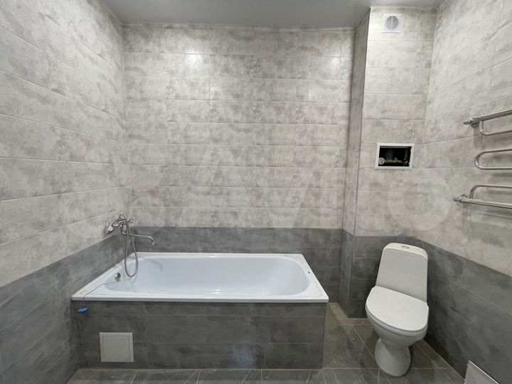 2-к. квартира, 60 м², 2/3 эт.
