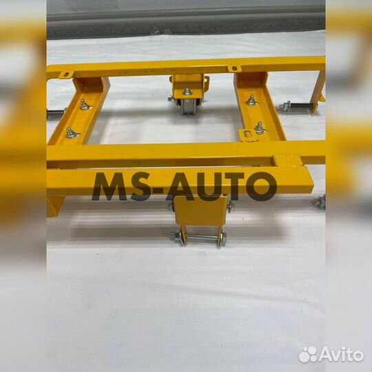 Подрамник на раздаточную коробку передач Нива