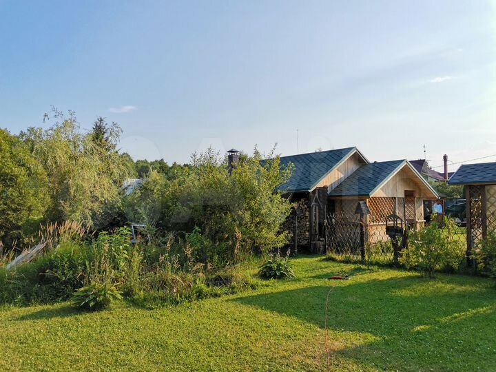 Дом 259 м² на участке 13 сот.