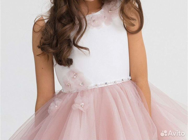 Нарядное платье для девочки