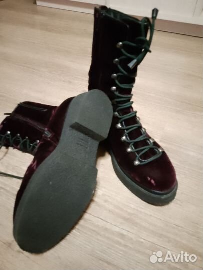 Ботинки женские 