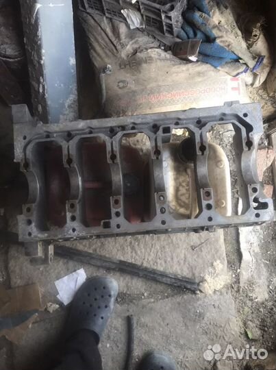 Мотор в разборе Вольво c80 1