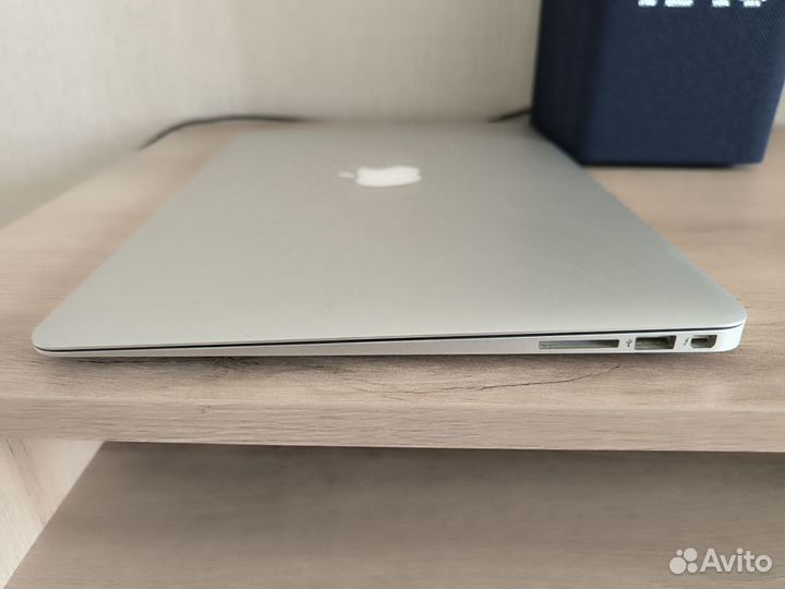 Apple MacBook air 13.3 2012