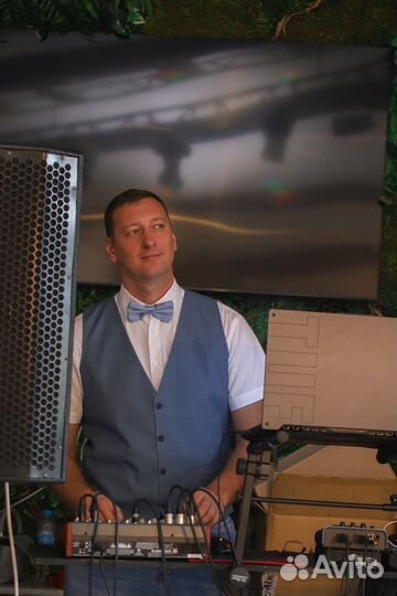 DJ-Василий музыкант,вокалист,певец
