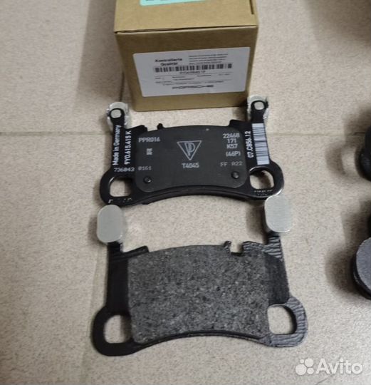 Тормозные колодки задние Porsche Cayenne E3