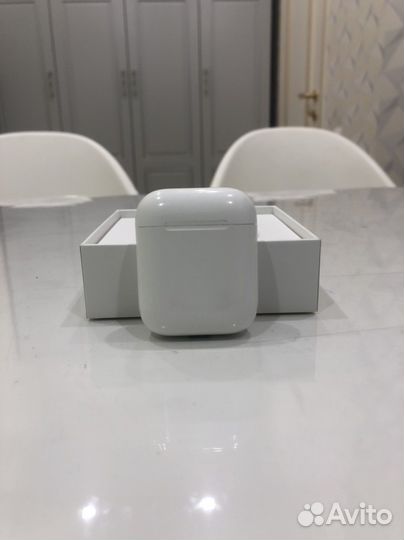 Airpods 2